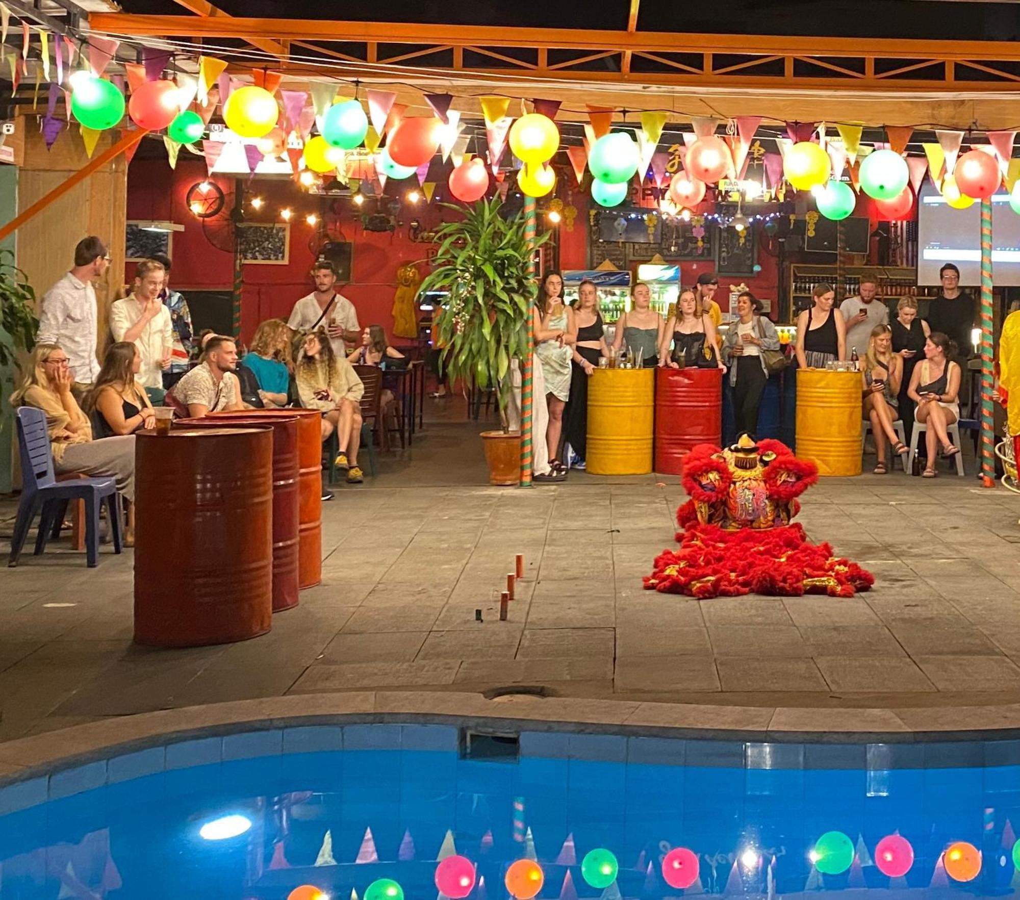 Bed Station Hostel & Pool Bar Hoi An " Former Sunflower" Extérieur photo