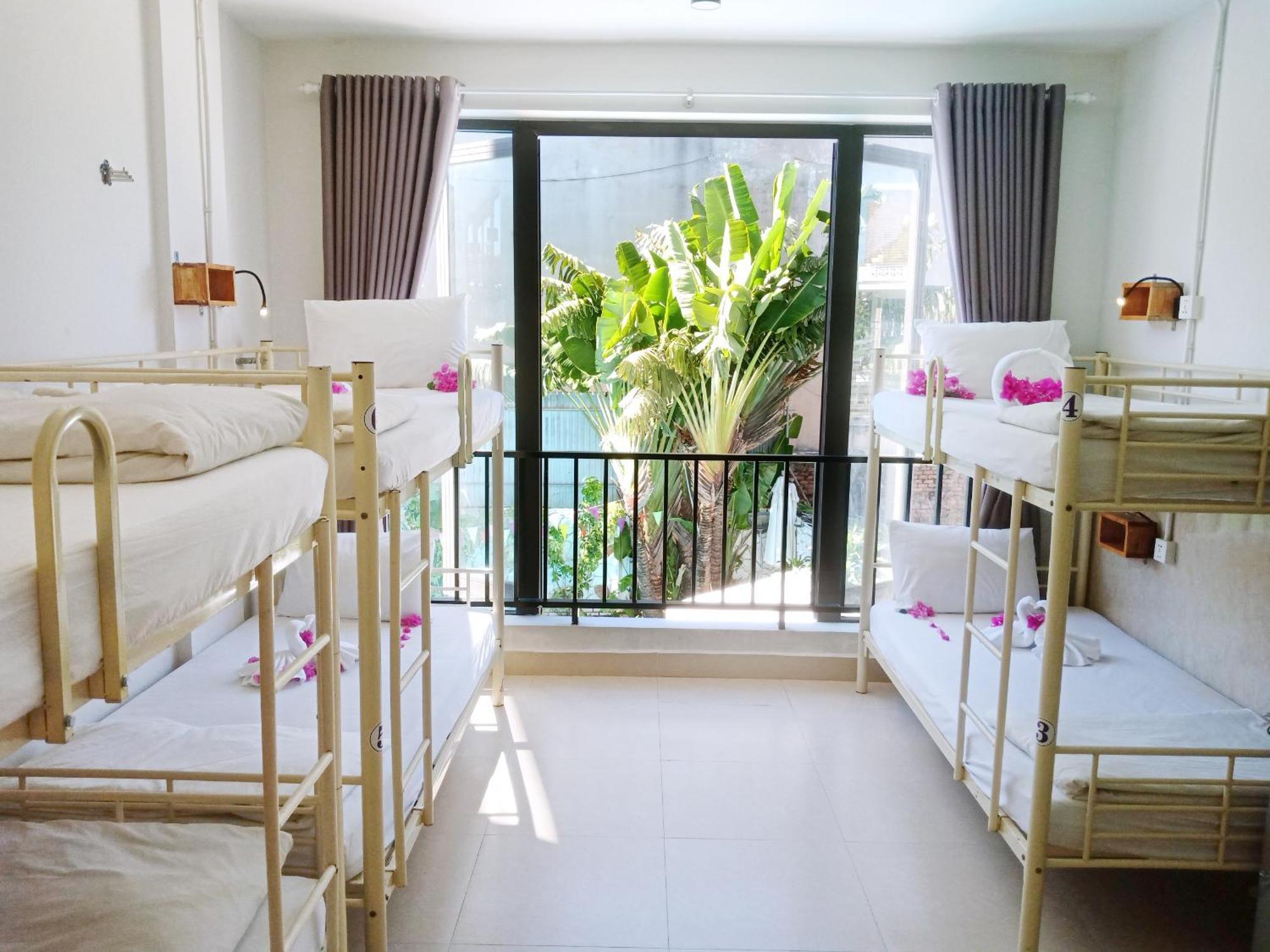Bed Station Hostel & Pool Bar Hoi An " Former Sunflower" Extérieur photo